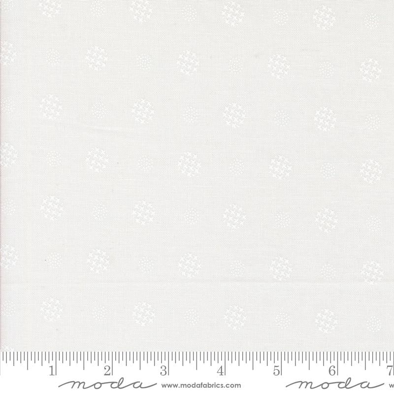 Color Crush Mod Dot White on White 10886-11