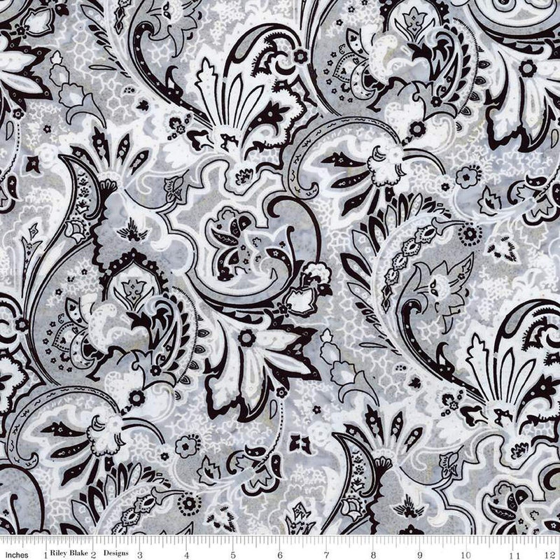 Batiks Express Yourself! Bandana Powdered Pearl BT23425-162