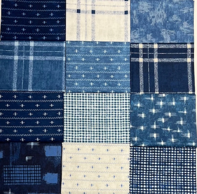 Midnight 12 Fat Quarter Bundle